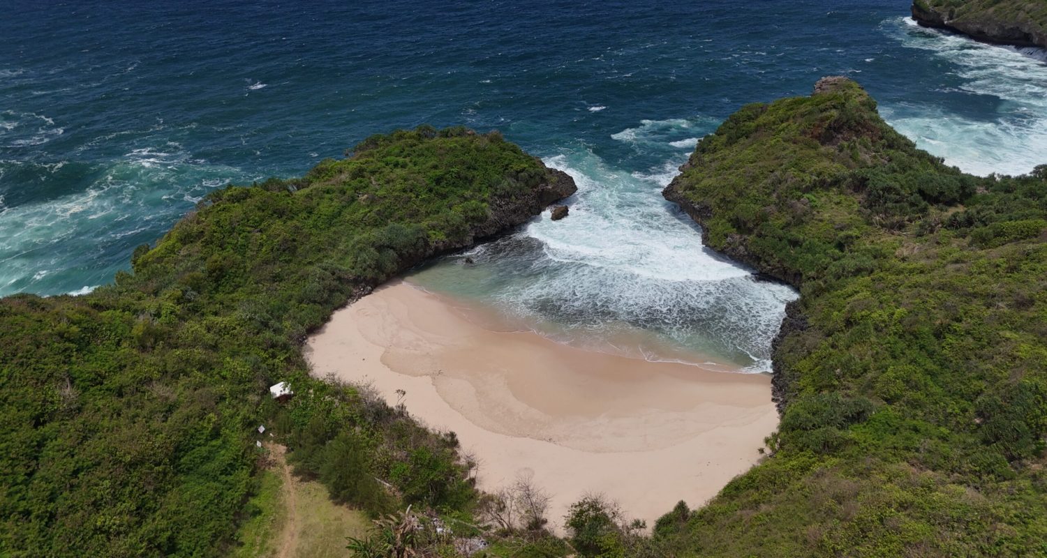 pantai sedahan