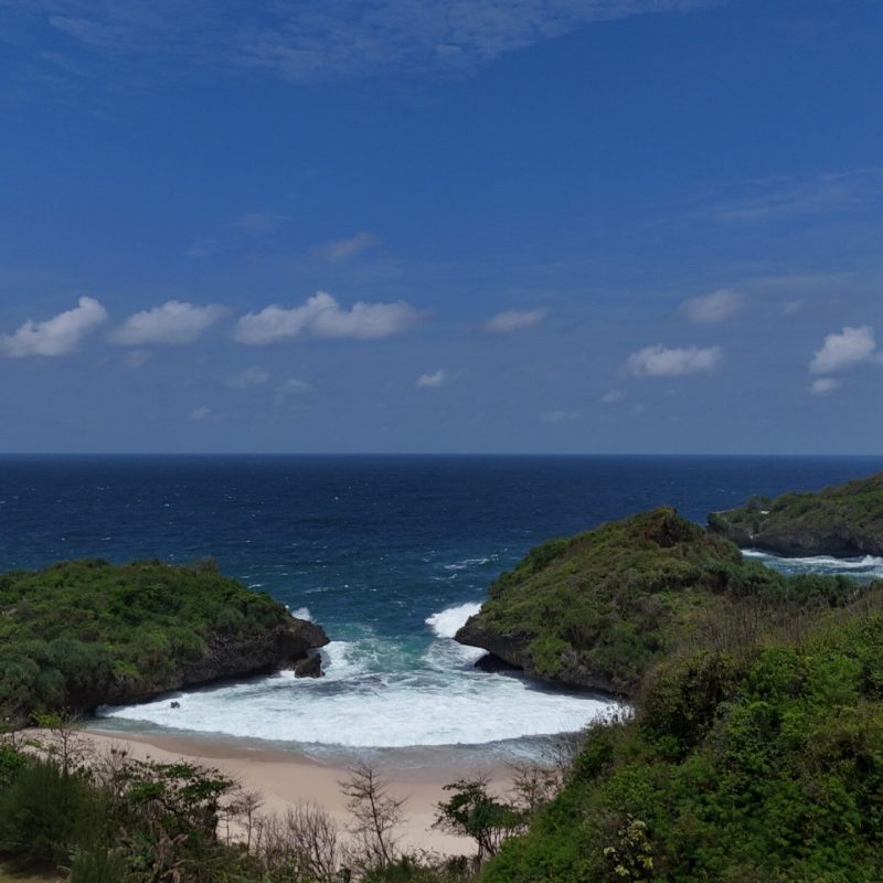 pantai sedahan